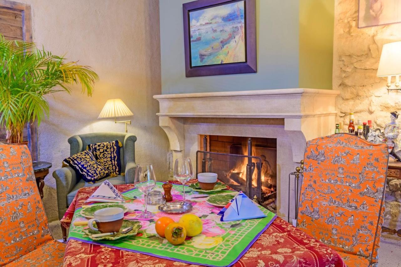 บาสติด เดอ เบลการ์ด Bed & Breakfast อาวีญง ภายนอก รูปภาพ